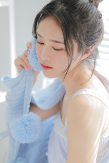 丰满的女学生在线观看